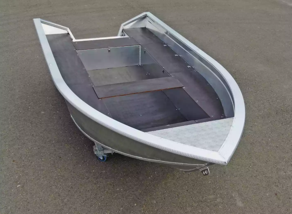 Алюминиевая лодка  Неман-420 в Уфе