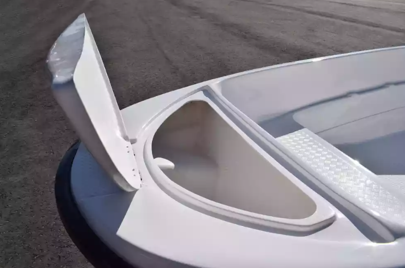 Стеклопластиковая лодка Пингвин (тримаран) в Уфе