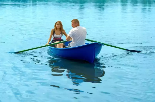 Стеклопластиковая лодка Дельфин в Уфе