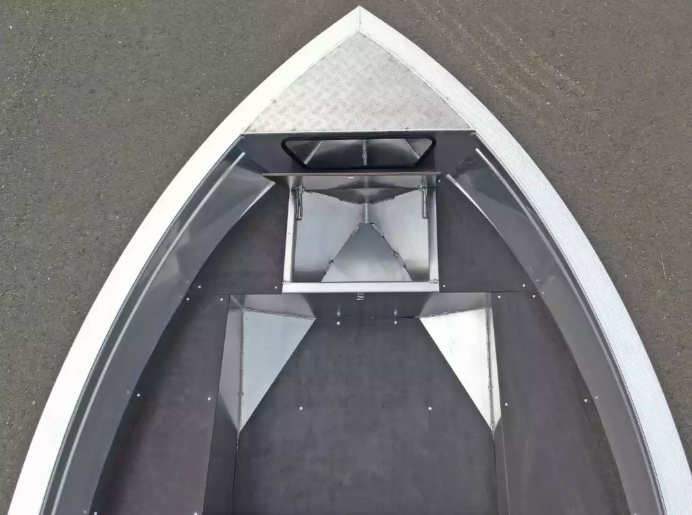 Алюминиевая лодка  Неман-420 в Уфе