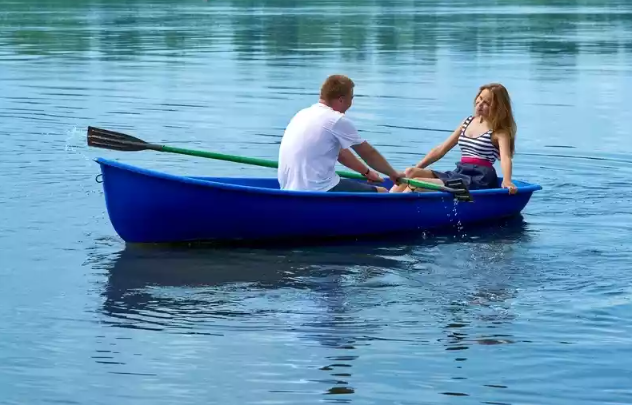 Стеклопластиковая лодка Дельфин в Уфе