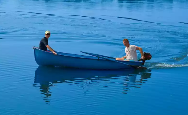 Стеклопластиковая лодка Омуль в Уфе