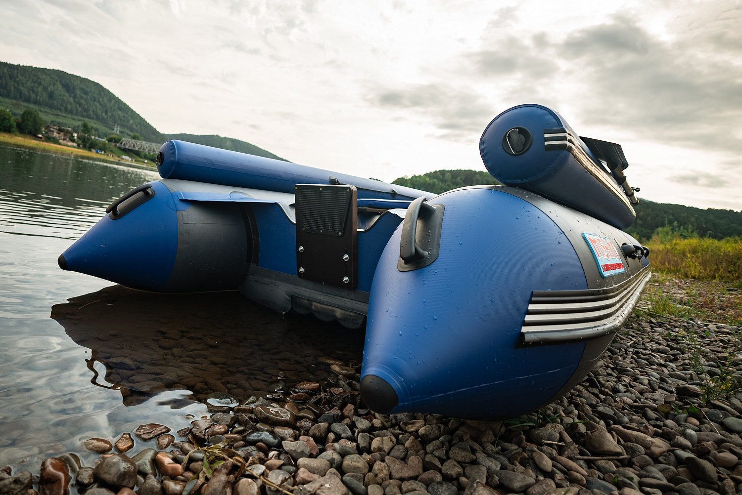 Лодка MISHIMO RIVER FJET PRO 430  под водомет в Уфе