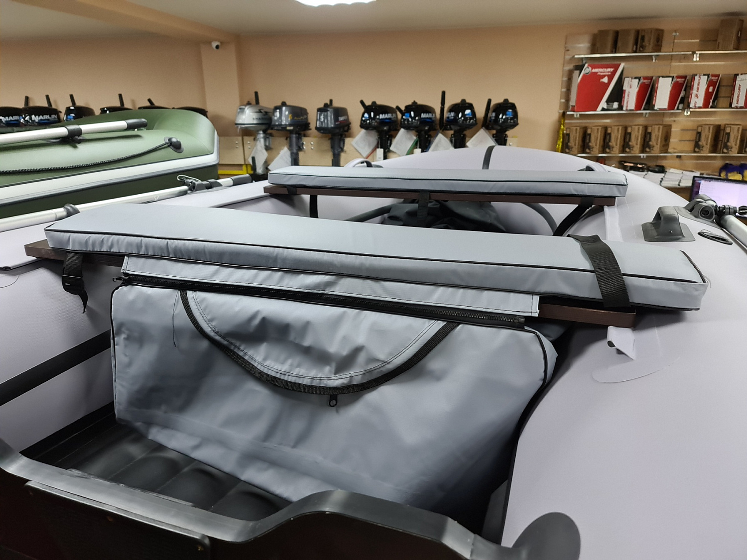 КОМПЛЕКТ МЯГКИХ НАКЛАДОК С СУМКОЙ ДЛЯ ЛОДОК 90Х20 СЕРЫЙ в Уфе