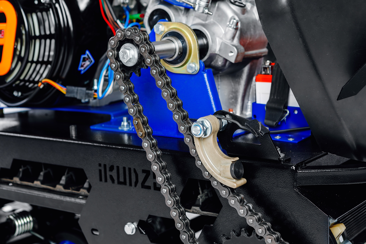 МОТОБУКСИРОВЩИК IKUDZO LONG 2.0 1700/500 EKR19 в Уфе