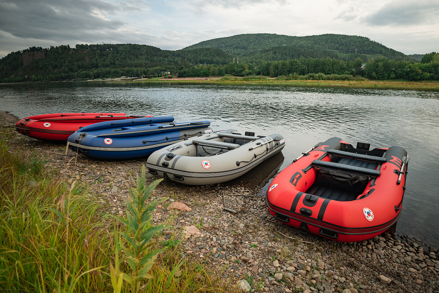 Лодка MISHIMO RIVER FJET PRO 430  под водомет в Уфе